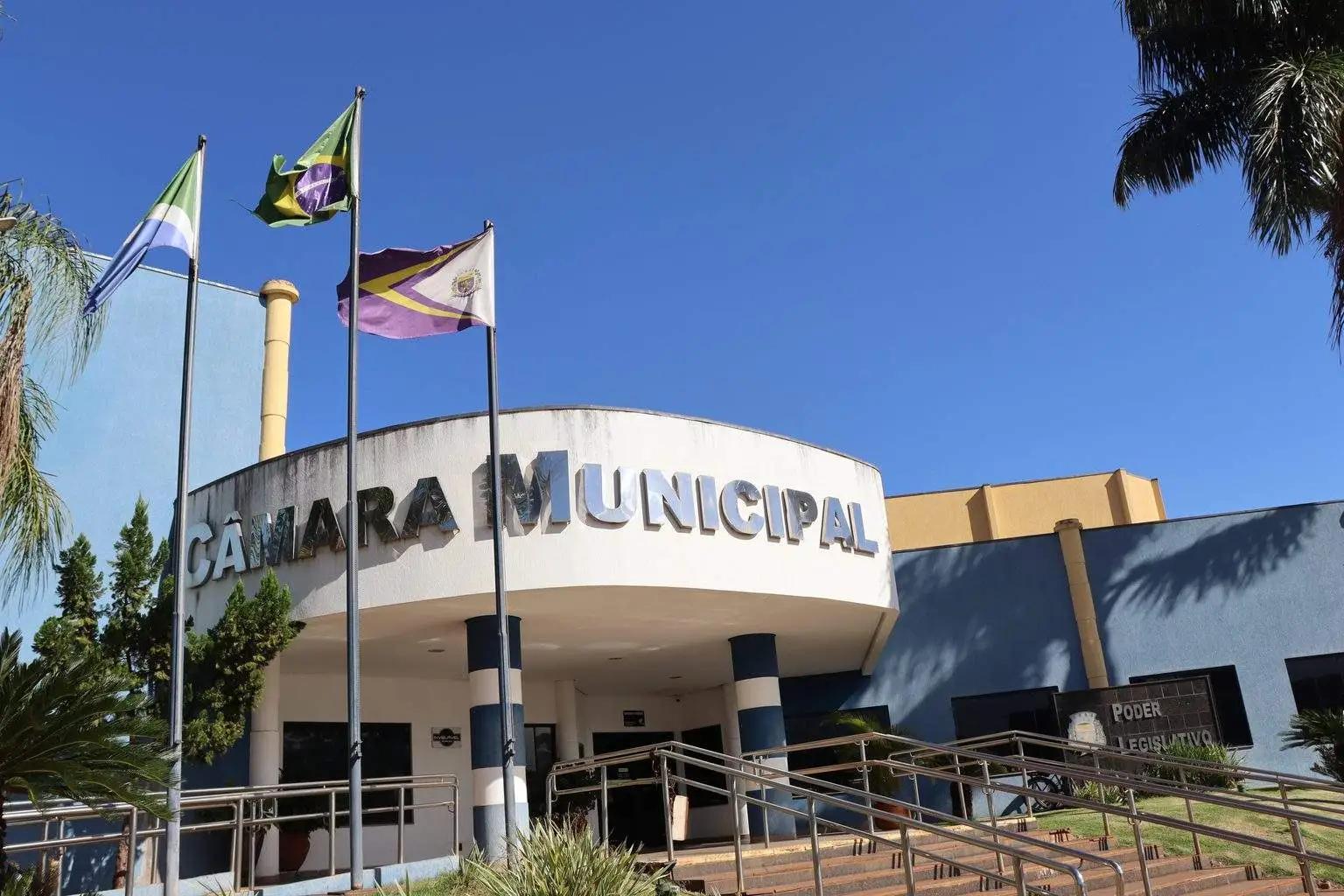 Câmara de São Gabriel do Oeste propõe Programa Banco Lilás para ampliar informações sobre violência