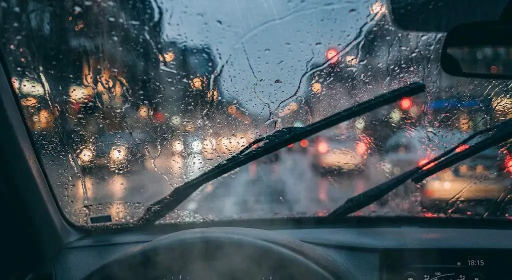 Frente fria mantém tempestades e derruba temperaturas em MS nesta quinta-feira